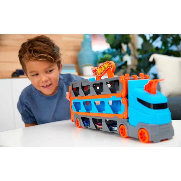 Hot Wheels Speedway Hauler – Car Carrier Truck